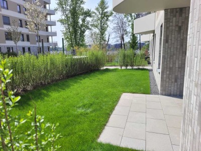 Familientraum am Wasser – Neubau mit eigenem Garten