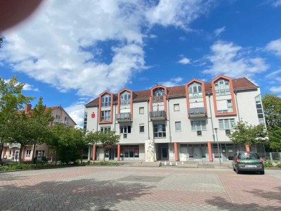Geschmackvolle, gepflegte 2,5-Zimmer-Wohnung mit gehobener Innenausstattung mit EBK in Aschaffenburg