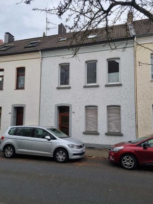 Stadthaus mit drei 2-Zimmer-Wohnungen in Essen-Werden