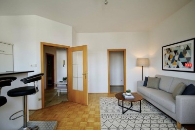 Schöne Altbau Dachgeschosswohnung in bester Lage