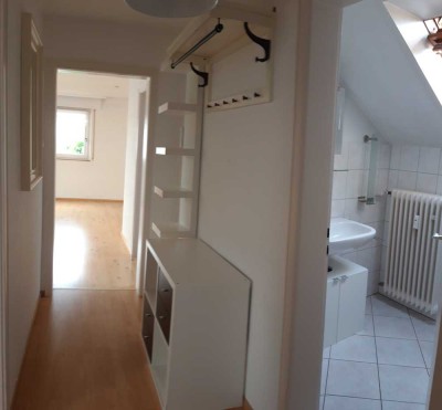 Gepflegte 2-Zimmer-Dachgeschosswohnung in Stuttgart Botnang