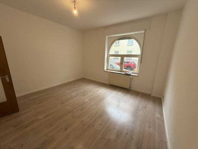 Charmante und renovierte 1,5-Zimmer Wohnung im Erdgeschoss in Essen Ostviertel