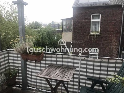 Tauschwohnung: Sonnige Altbauwohnung mit Balkon