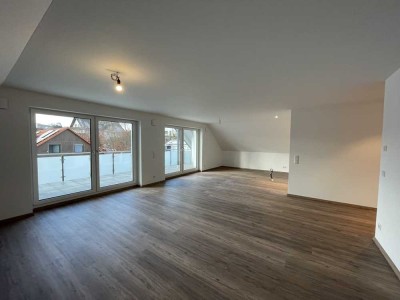 Moderne 4-Zimmer-Dachgeschosswohnung mit Balkon in Rohrbach (Ilm) / Nähe A9!