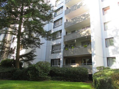 Renovierte Wohnung im Gertrudenhof - ruhig, im Grünen und doch in 3 Minuten in der Innenstadt!