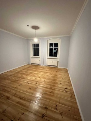 Für Singles, Senioren oder Zweitwohnung - Exklusive 1-Zimmer Hochparterre-Wohnung in Rüdersdorf