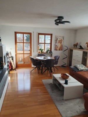 Helle 3 - Zimmer Wohnung mit Balkon in München-Trudering