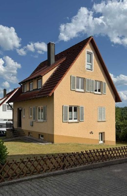 Familienfreundliches Einfamilienhaus in Walddorfs bester Lage - Ihr neues Zuhause wartet!