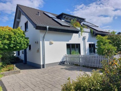 Multifunktionshaus - Einfamilienhaus mit Praxis/Büro - Wohnen und Arbeiten unter einem Dach