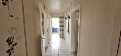 Solides Zweifamilienhaus in Hochlage