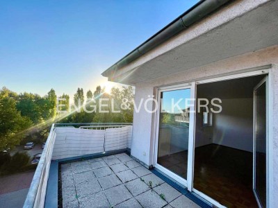 Charmante 3-Zimmer-Wohnung mit Balkon und Parkettboden in beliebter Lage von Stadtfeld Ost