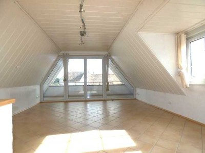 Eigentlich ein Reihenendhaus - 2 Zimmer Wohnung mit Garage und Stellplatz