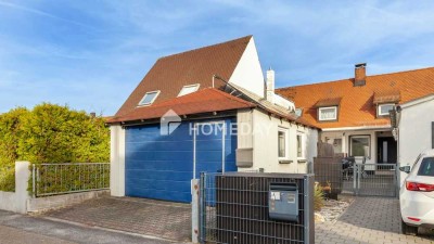 Charmantes Reihenendhaus im Herzen von Neumarkt – saniert, mit PV-Anlage und Garage