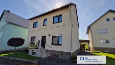 Gepflegtes Einfamilienhaus mit einladenden Garten