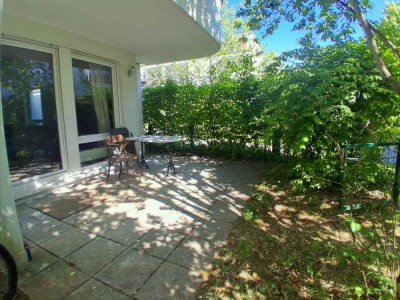 Wunderschöne, TOP-gepflegte 2-Zimmer-ETW mit Gartenanteil im Waldfriedhofviertel
