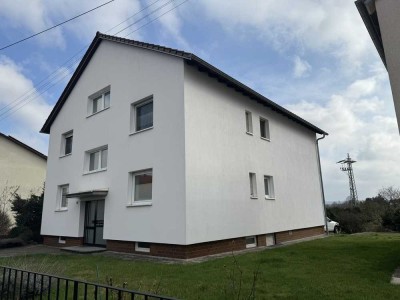 GROßZÜGIGE 3 ZKB-BALKON-WOHNUNG IN RUHIGER LAGE!