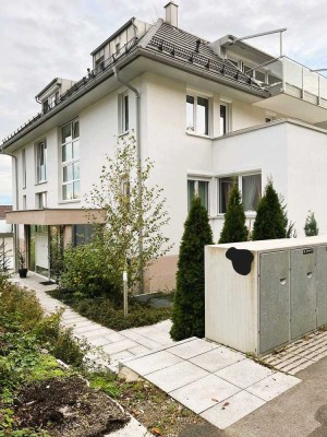 Stilvolle 2-Raum-Souterrain-Wohnung mit Balkon in Starnberg