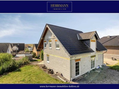 *RESERVIERT* Einfamilienhaus mit großzügigem Raumangebot und ausstehender Fertigstellung