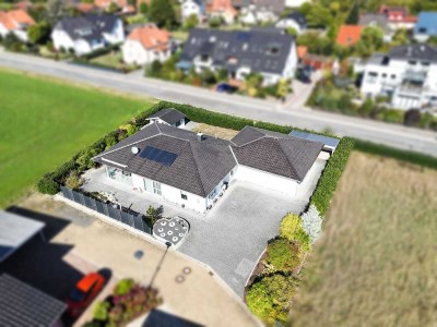 Barrierefreier Bungalow mit EEK "A": Kein Bau-Stress, nur Wohn-Genuss!