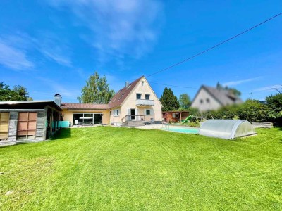 Ideal für die Familie! Renoviertes Wohnhaus mit Pool und Bergblick in Randlage von Dotternhausen