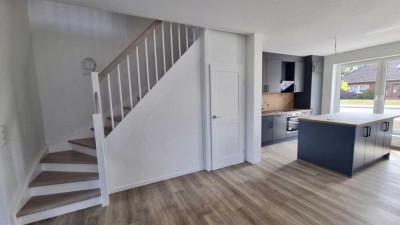 Neuwertiges 4-Zimmer-Haus mit Einbauküche in Brual