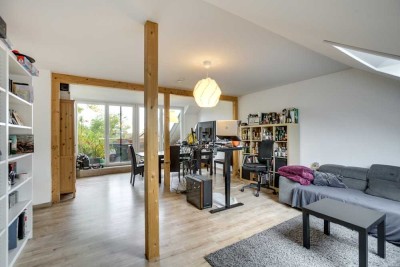 Helle, gepflegte 3-Zimmer-Dachgeschosswohnung mit viel Charme