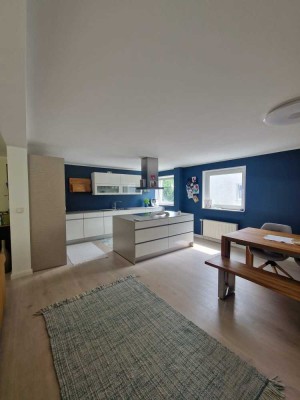 Große und helle 4,5-Zimmer-Maisonette-Wohnung mit Süd-West-Balkon und offener Küche in Bochum
