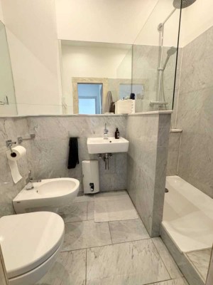 Exklusive Maisonettewohnung mit Rheinblick – Wohnen am Düsseldorfer Rheinturm