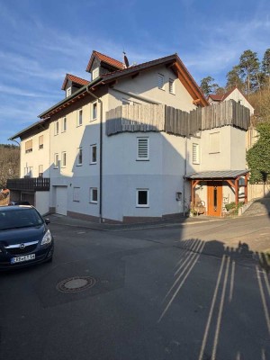 Großzügiges Einfamilienhaus in naturnaher und ruhiger Wohnlage