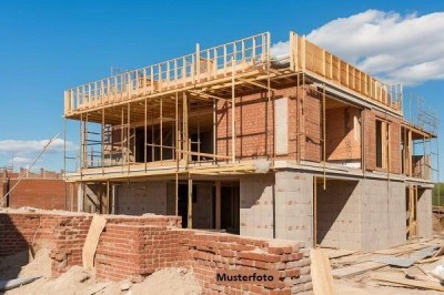 Geplantes Einfamilienhaus mit Terrassen