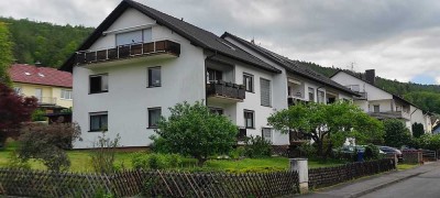 Attraktive 5-Zimmer-Dachgeschosswohnung mit Balkon für Familien in Lohr-Sendelbach