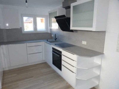 Schöne, helle 3-Zimmer-EG-Wohnung mit moderner EBK und großer Terrasse