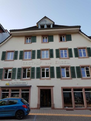 Gepflegte 3-Zimmer-Wohnung mit Balkon und Einbauküche in Schopfheim