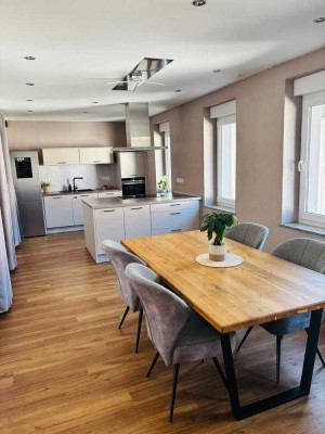 ***PROVISIONSFREI*** Grenznah Wohnen: Haus mit Terasse und XXL Garage