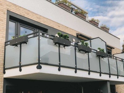 Perfekt geschnittene Wohnung mit viel Licht, Balkon und Küche
