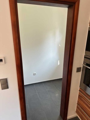 Einfamilienhaus in Alleinlage mit großem Garten – Ruhe, Komfort & Natur inkl. Sauna und Küche