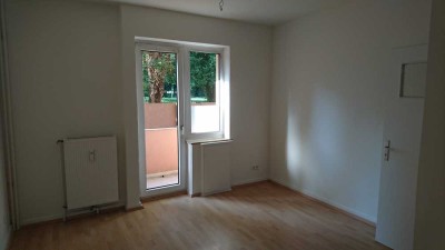 Exklusive 2-Zimmer-EG-Wohnung mit Balkon in Düsseldorf