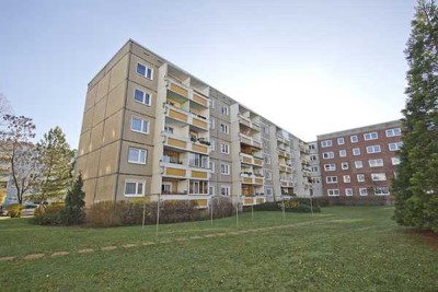 Ab 01.06.2025! Günstige 3-Zimmerwohnung im Süden von Halle...
