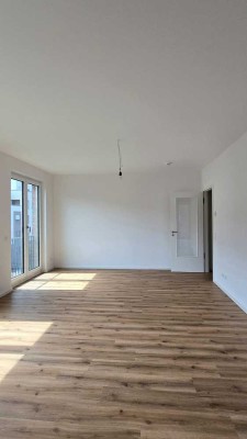 HELLE NEUBAUWOHNUNG 2022 MIT TOP-AUSSTATTUNG *** EBK UND TG-STELLPLATZ