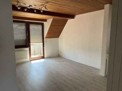 Stilvolle 5-Zimmer-Wohnung mit EBK in Renningen-Malmsheim