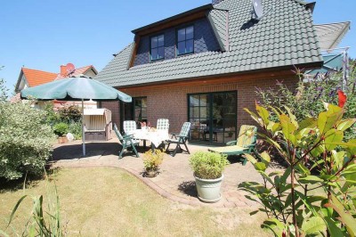 Ferienhaus mit 2 Wohnungen in direkter Nähe der Ostsee bei Kühlungsborn (in Wittenbeck)