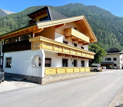 Neubau Dachgeschoss-Ferienwohnung im Herzen vom Ötztal