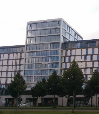 Stilvolle, neuwertige 3-Zimmer-Dachgeschosswohnung mit lux. Innenausstattung mit EBK in Karlsruhe