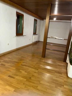 4,5-Zimmer Wohnung in Pforzheim-Würm mit Garten