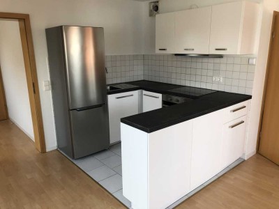 2 Zimmerwohnung in NT Zentrum mit EBK, TG Aufzug und Balkon- für alle Altersklassen geeignet