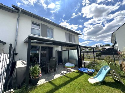 Neubauflair mit zusätzlichem Gartengrundstück!