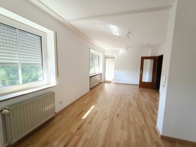 Helles 1-Zimmer-Appartment mit Balkon im Stadtzentrum von Weiden