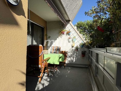 Familienfreundliche 4-Zimmer-Wohnung mit Balkon und Tiefgarage in Dietenheim