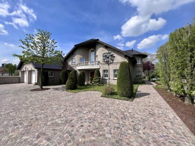 Luxuriöse + exklusive Landhausvilla + Spa-Bereich + Badeteich + inmitten der Schwalm-Auen...