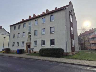 Renovierte 2-Zimmer-Wohnung mit Wannenbad***in ruhiger Wohngegend!!!